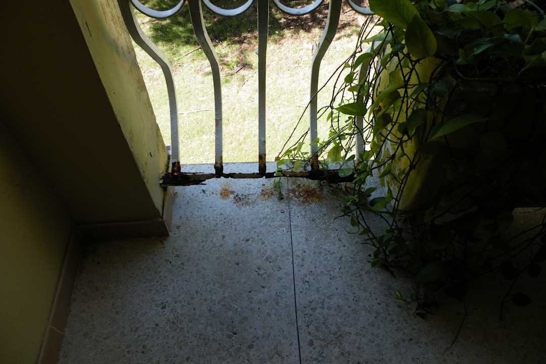 Balkon Geländer in Zimmer 1 Hotel Roc Barlovento