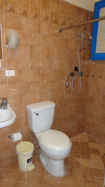 Dusche & WC Hotel Caimanera