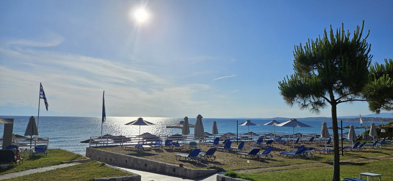 Strand Hotel Portes Beach