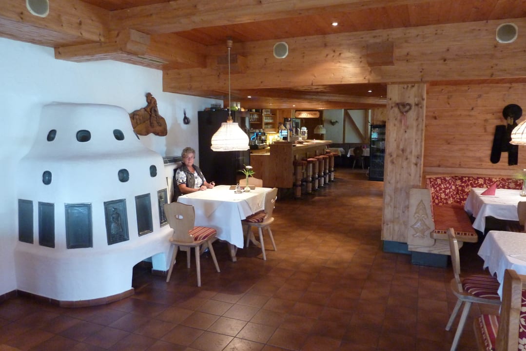 Sitzecke im Restaurant Hotel Chalets Grosslehen