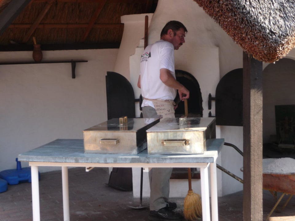 Ente und Spanferkel aus dem Backofen Pferdezentrum und Pension Radpuszta