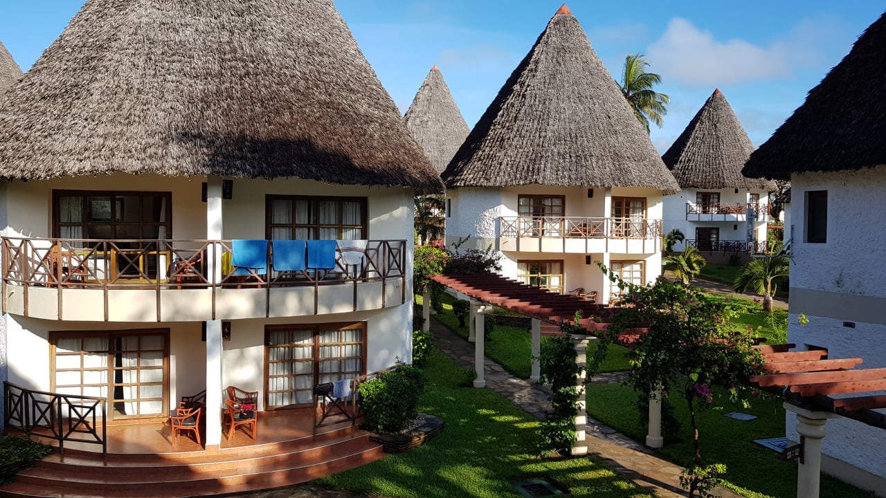 Außenansicht Neptune Village Beach Resort & Spa