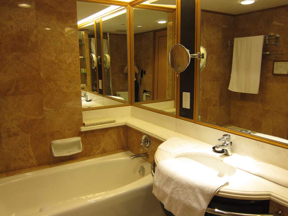 Bad Harbour Grand Kowloon