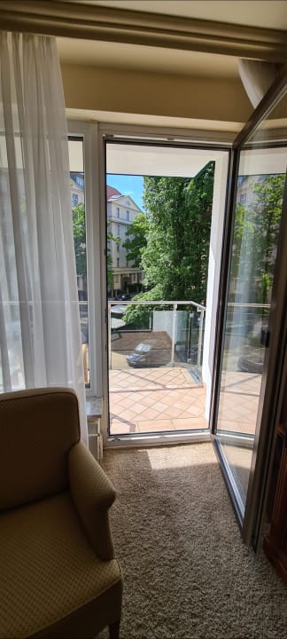 Zimmer Bernstein Villa Kastania