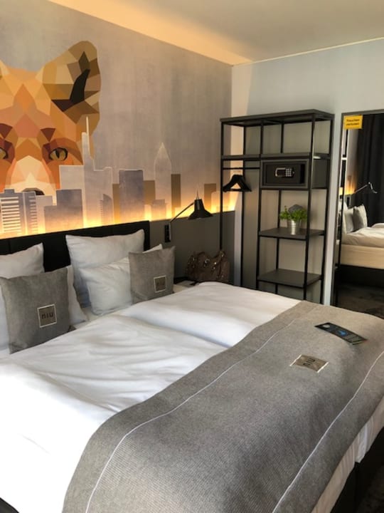 Zimmer Holiday Inn – the niu, Charly Frankfurt City