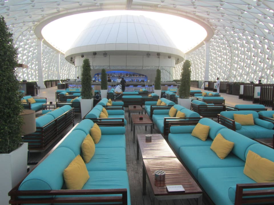 Skylite Lounge W Abu Dhabi - Yas Island