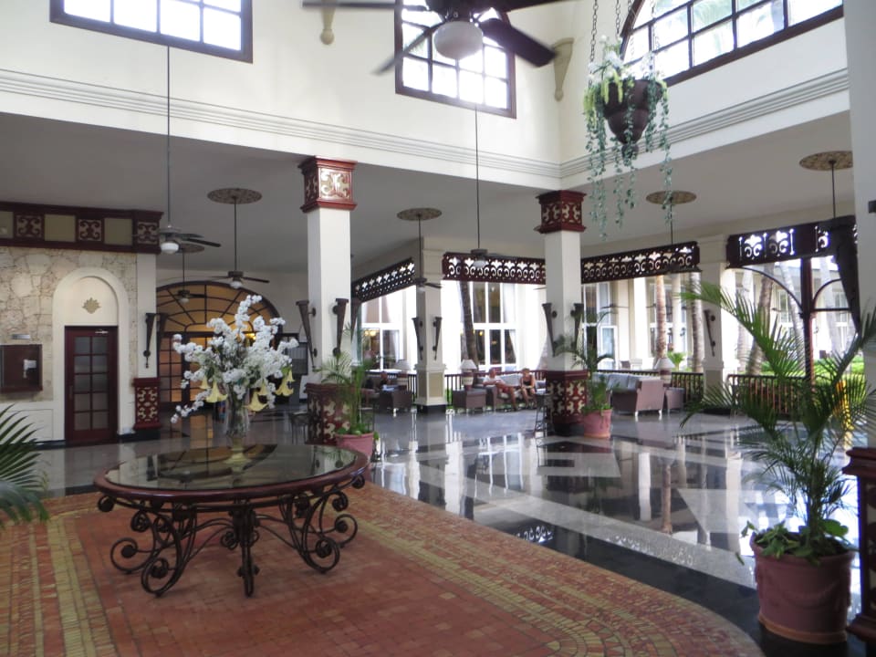 Außenansicht Hotel Riu Bambu