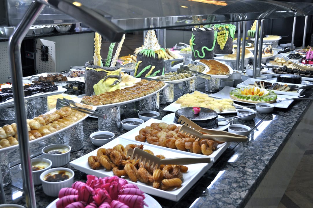 Lecker Melas Resort Hotel