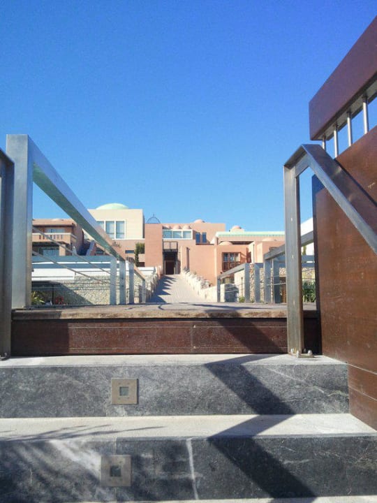 Innerhalb der Anlage Atlantica Belvedere Resort