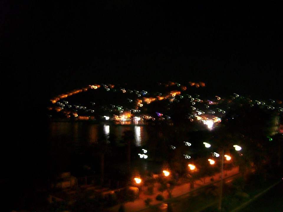 Balkonaussicht bei Nacht Hotel Best Beach