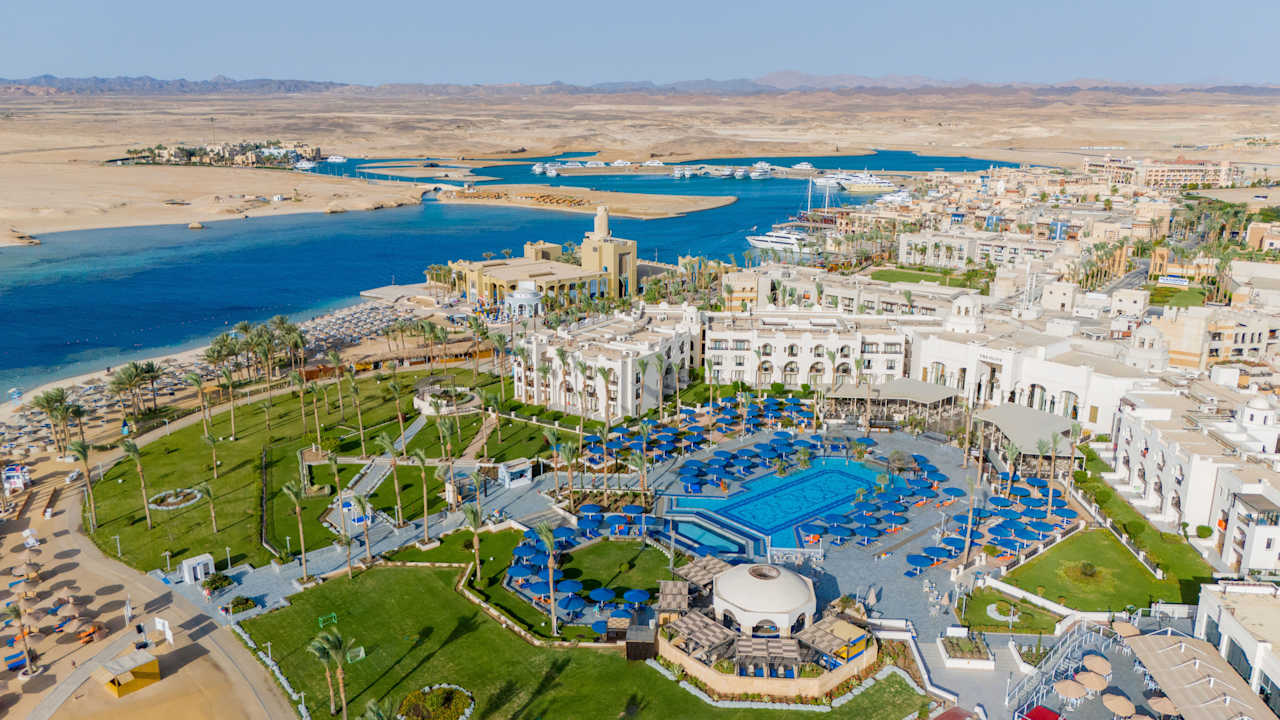 Außenansicht Pickalbatros Palace Hotel-Port Ghalib