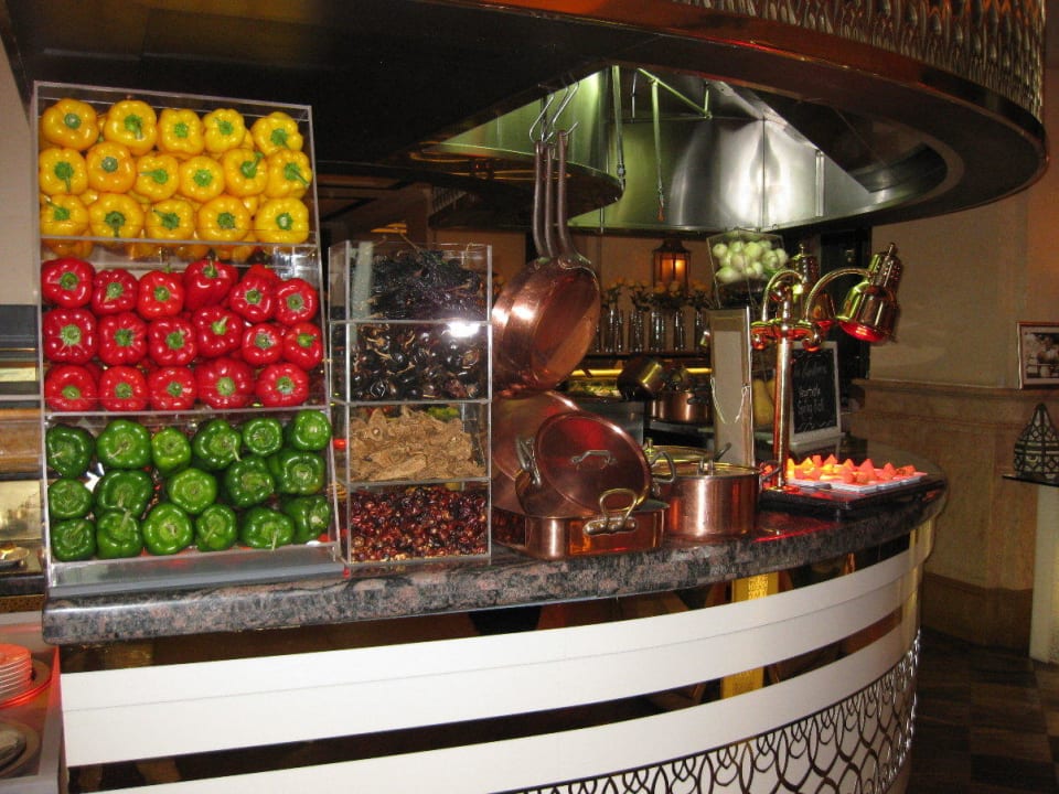 Buffet im Le Vendome Emirates Palace Mandarin Oriental