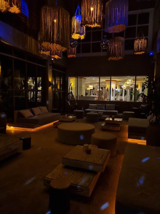 Gastro The Breakers Diving & Surfing Lodge