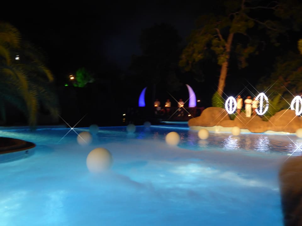 Pool Blue Waters Club