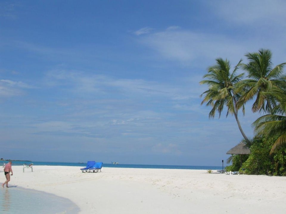 Strand vor Bungis 106-110 Sun Siyam Vilu Reef