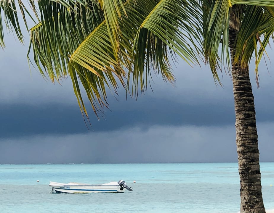 Strand Meeru Maldives Resort Island