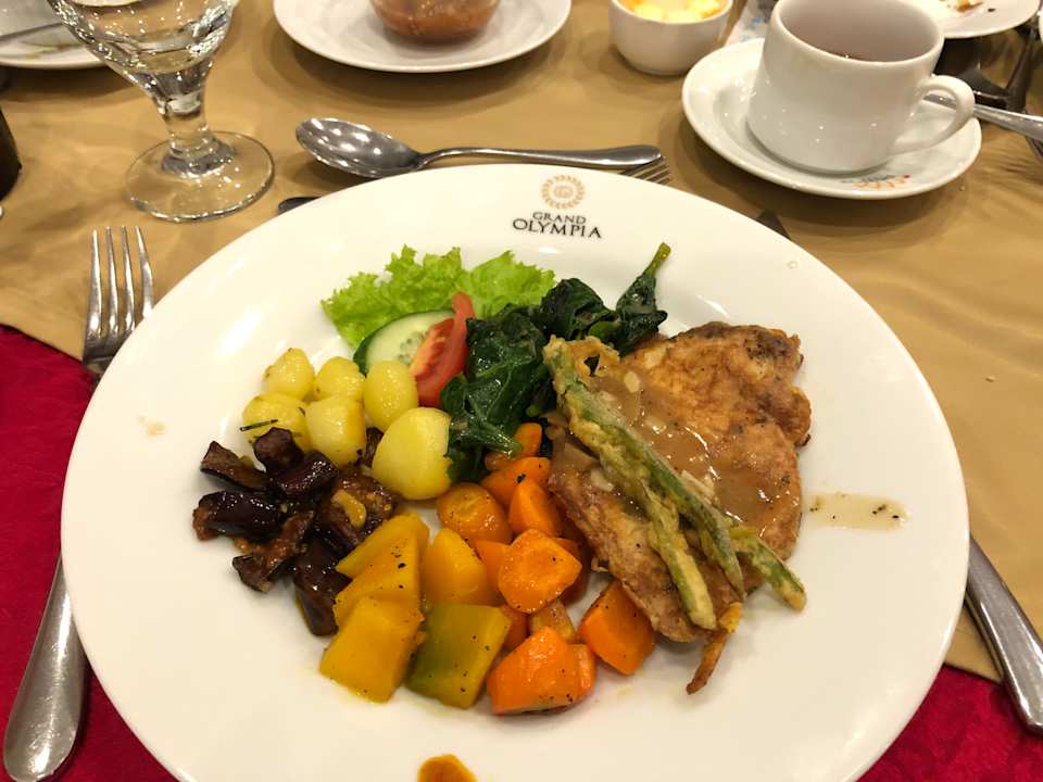 Gastro Olympus Plaza Hotel