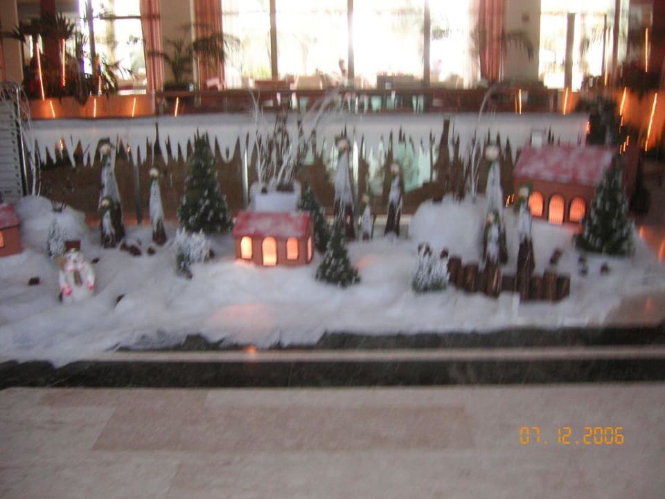 Weihnachtsdeko Constantinou Bros Athena Beach Hotel