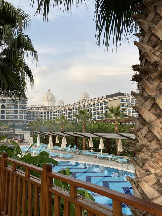 Außenansicht Saturn Palace Resort Hotel