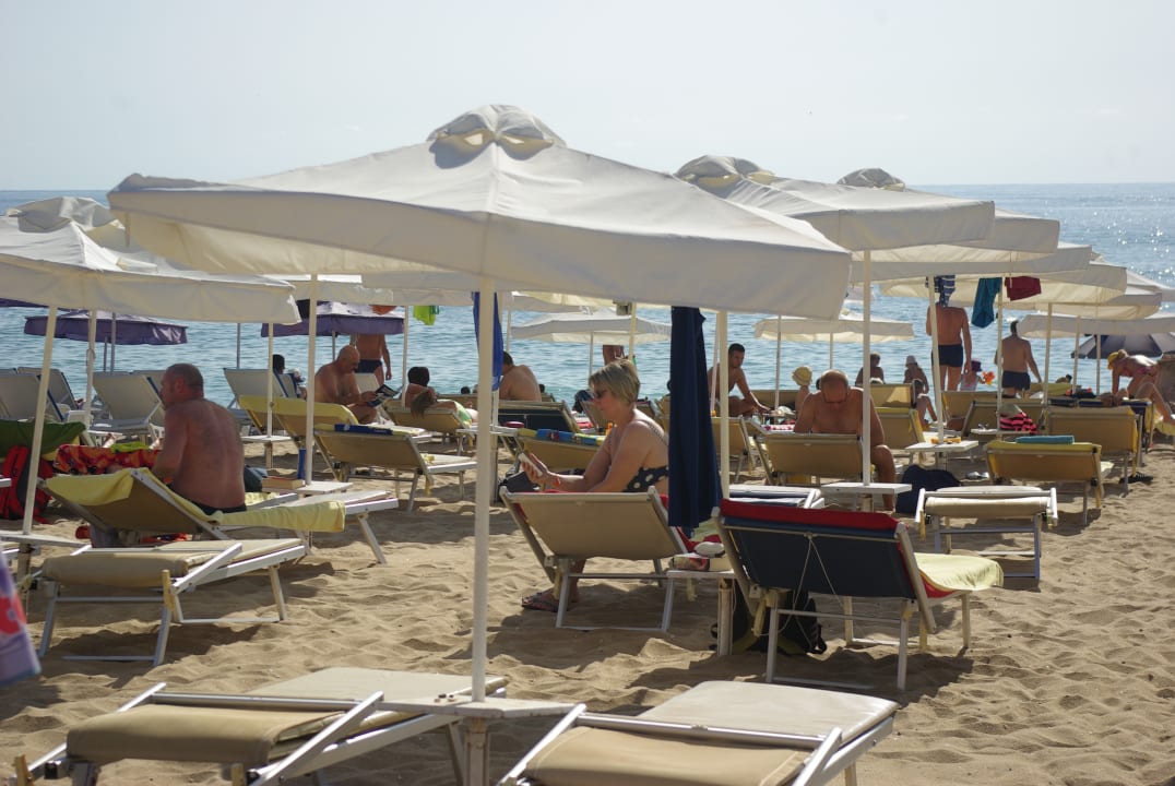 Strand HVD Viva Club Hotel