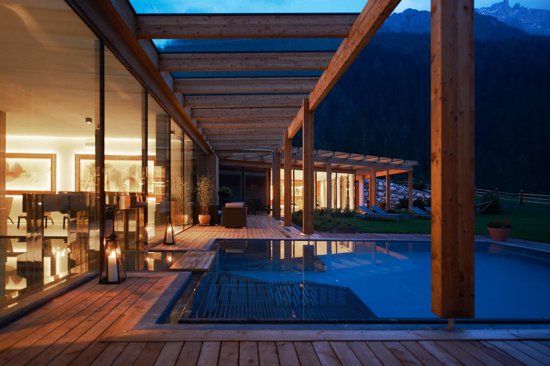 Pool Hotel Dolomitenhof & Chalet Alte Post