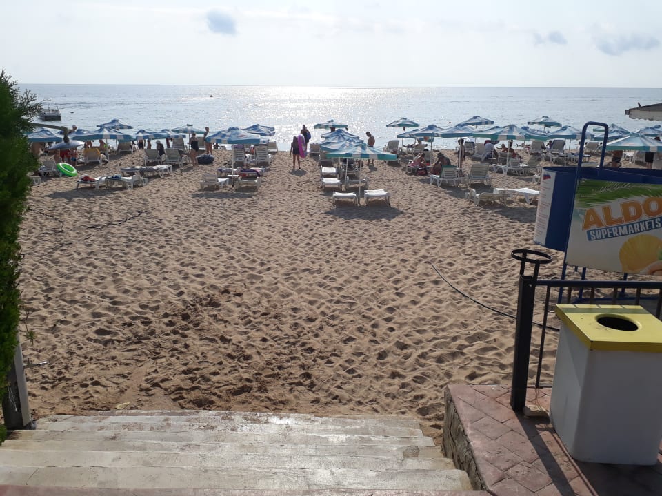 Strand Hotel MiRaBelle