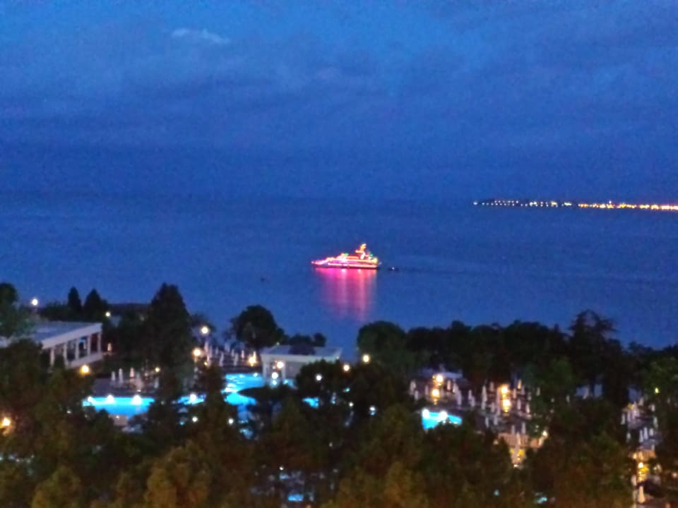 Bei Nacht Dreams Sunny Beach Resort & Spa