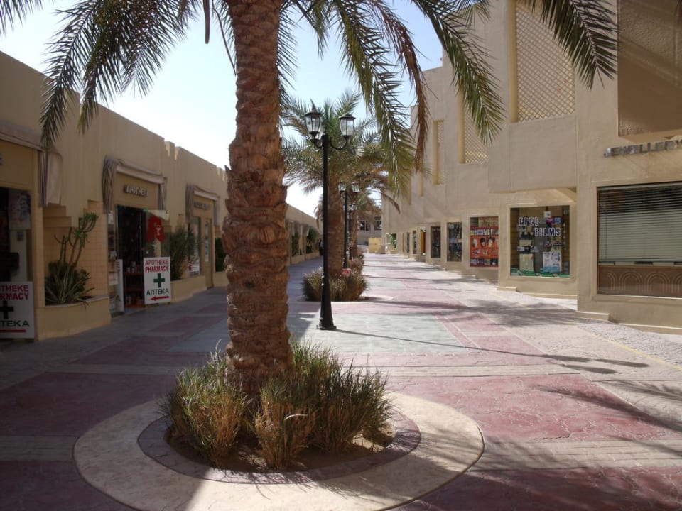 Weg zum Strand Sindbad Club