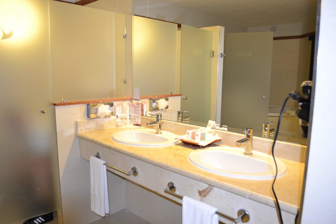 Badezimmer innen Grand Palladium Select Bávaro Resort & Spa