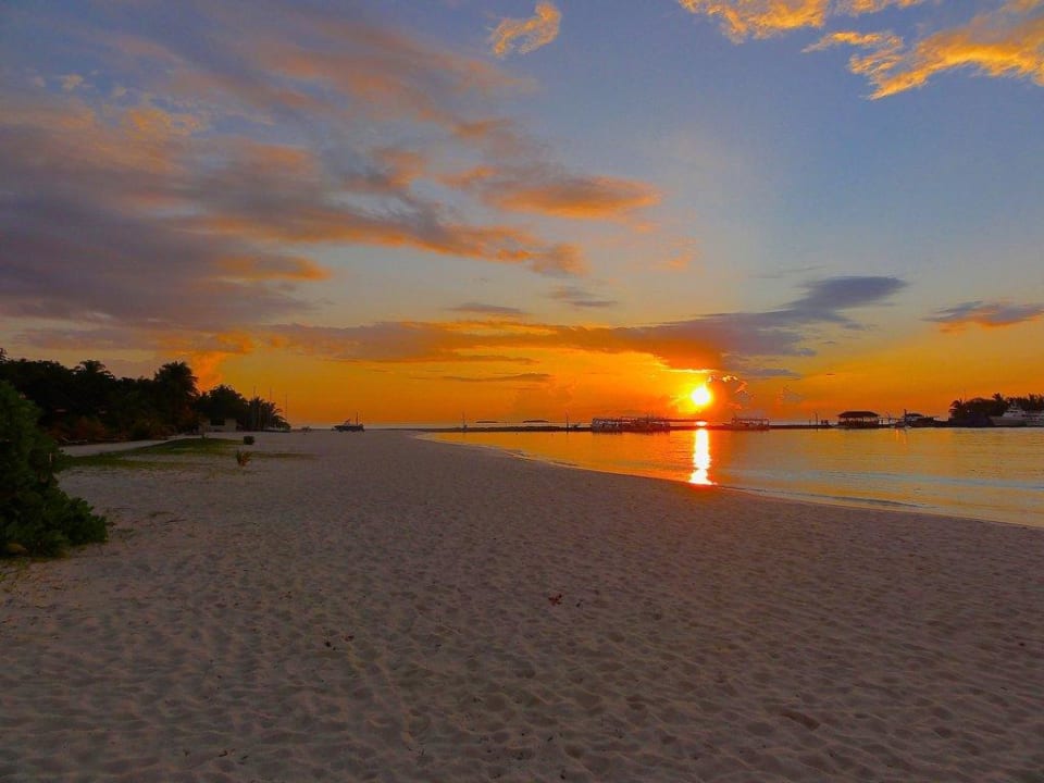 Sonnenaufgang Jacuzzi Beach Villa Nr.114 Kuredu Kuredu Island Resort & Spa