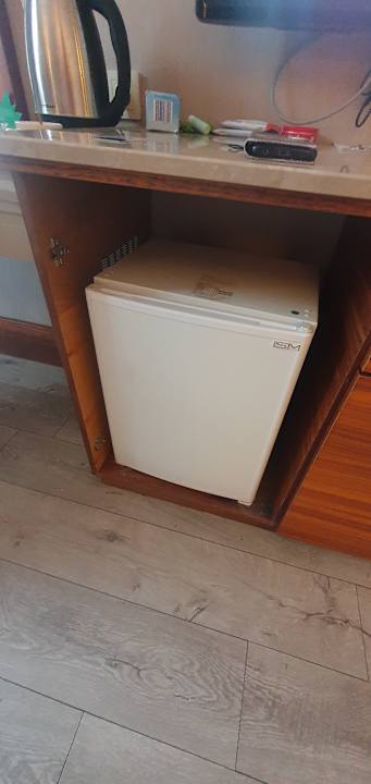 Zimmer Well Palace Side