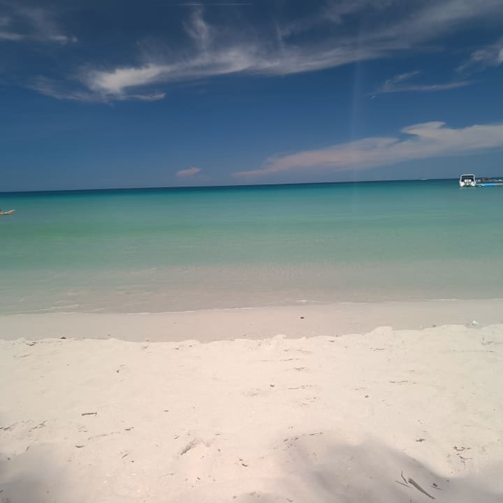 Strand Paradise Beach Resort, Samui