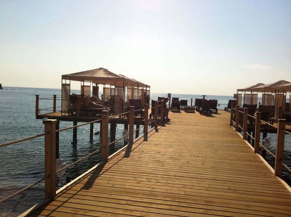 Liegefläche über dem Meer Rixos Premium Tekirova