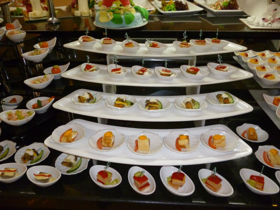 Das Buffet am Abend Hotel Delphin Imperial