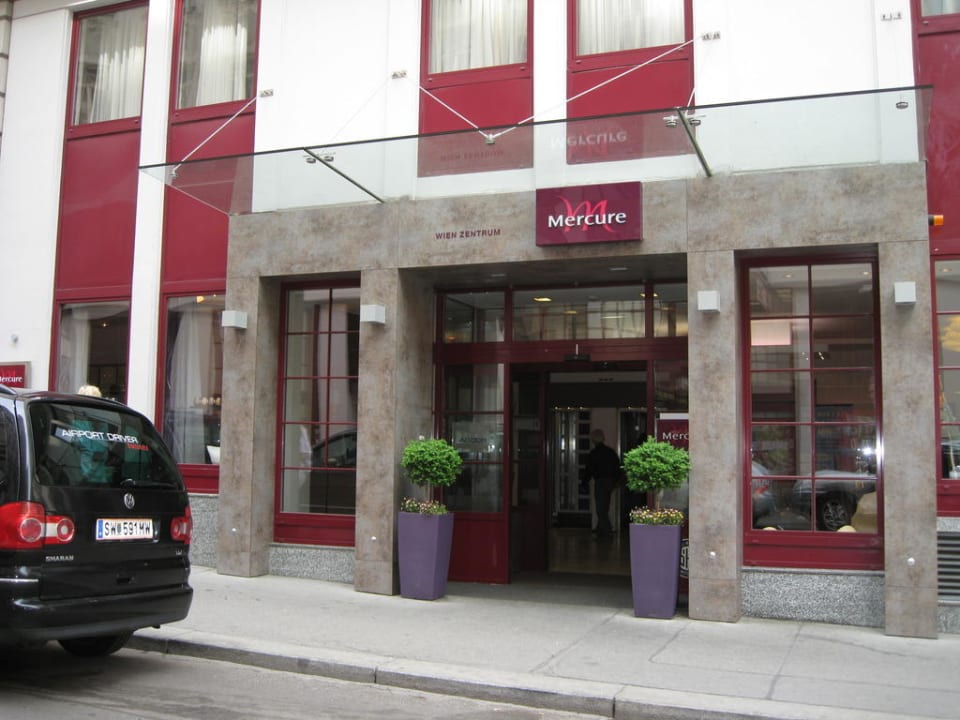 Eingang Hotel Mercure Wien Zentrum
