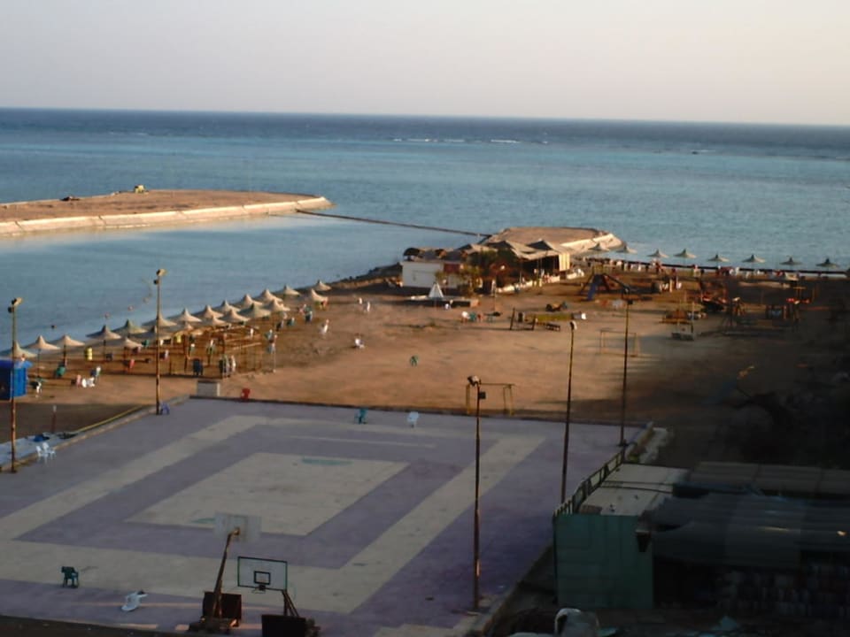 Alles mit Zaun Hotel Shedwan Garden