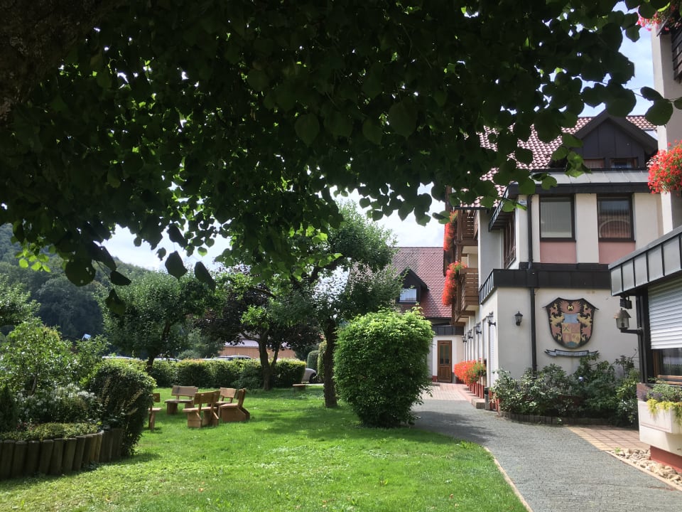 Gartenanlage Hotel Lindenhof Hubmersberg