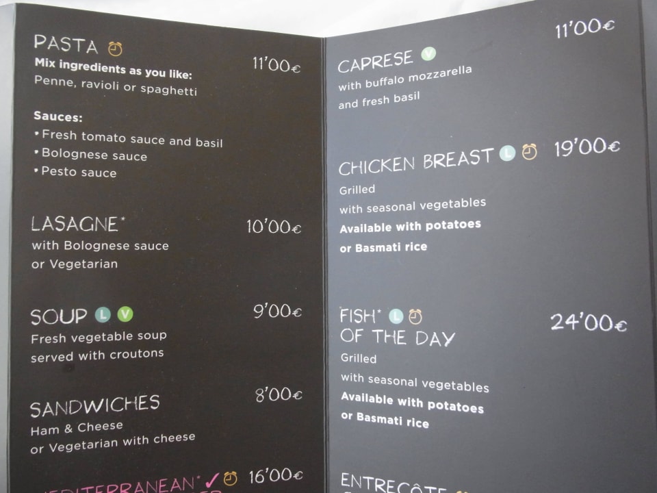 Speisekarte im Zimmer NH Trento