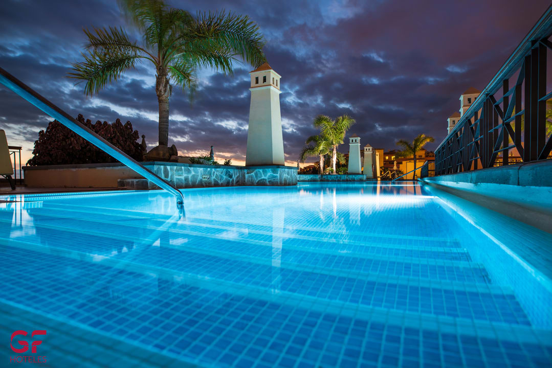 Pool GF Gran Costa Adeje