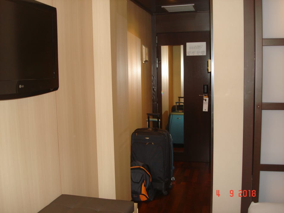 Zimmer AC Hotel Valencia by Marriott