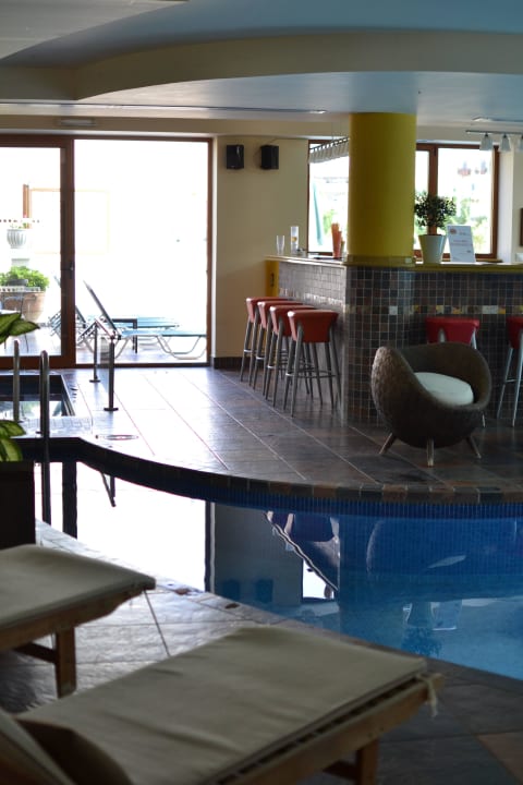 Innenpool Hotel Theartemis Palace