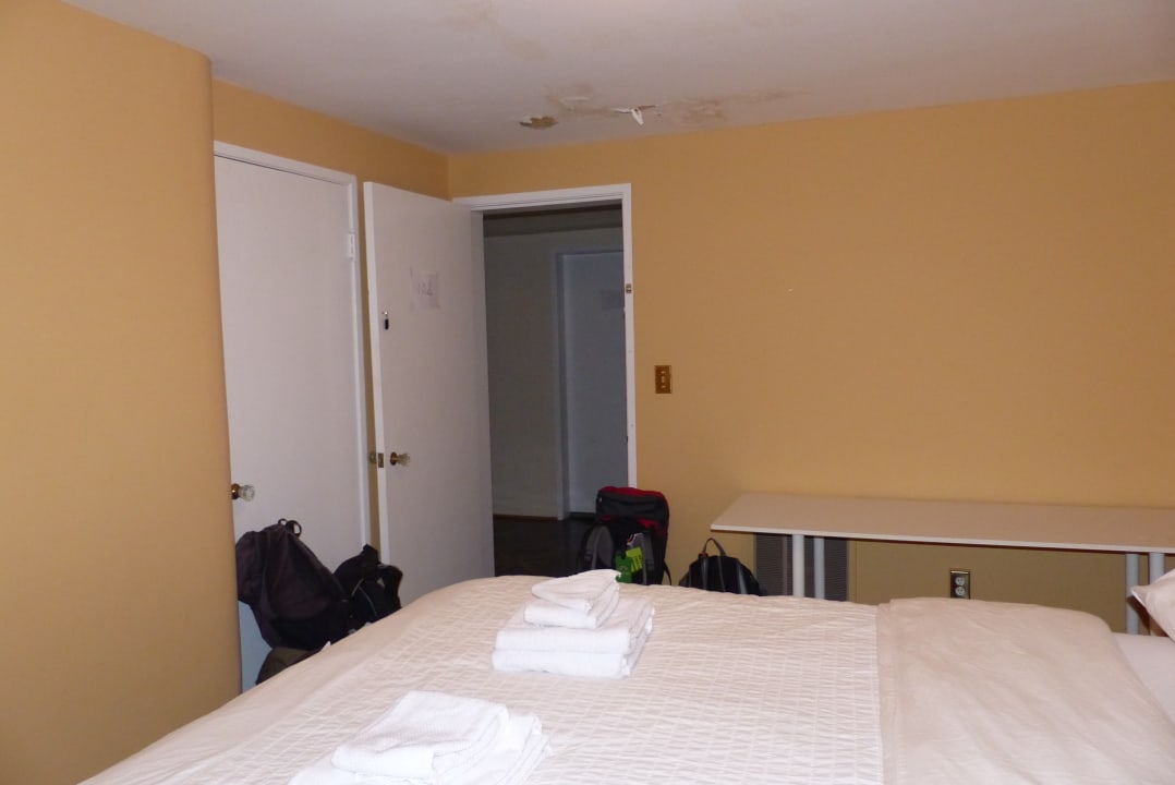 Zimmer Queen House