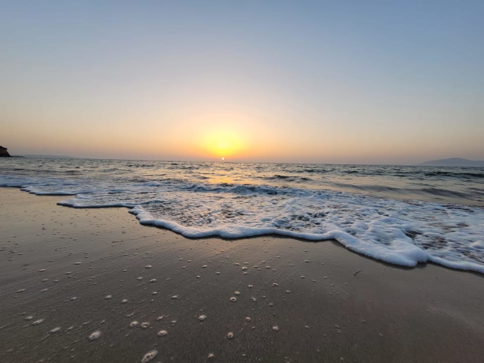 Strand Hotel Kouros Palace