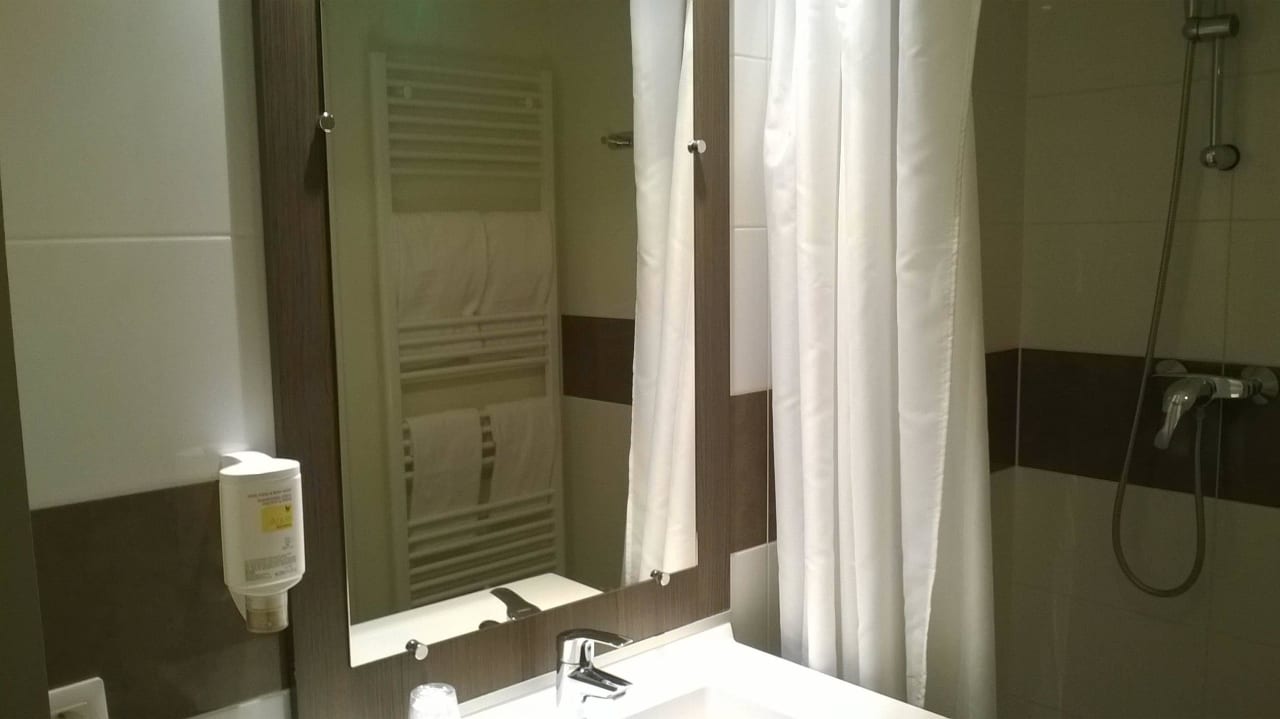 Ванная комната  Hotel Adagio Access Strassbourg Petite France