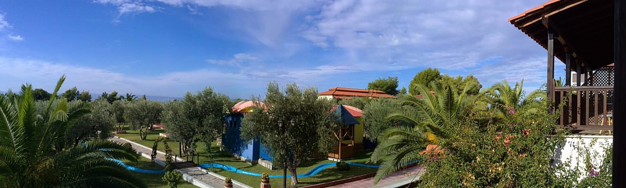 Blick vom Balkon Haus 3 auf einen Teil der Anlage Blue Dolphin Resort Hotel