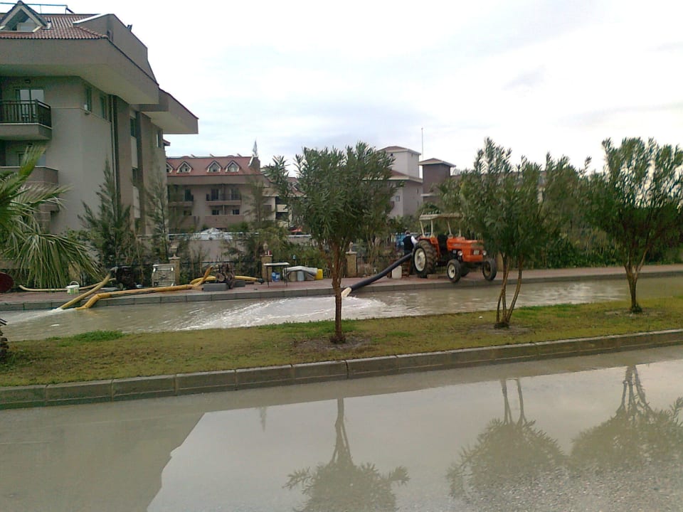 Hochwasser 14.1.2013  Hane Family Resort