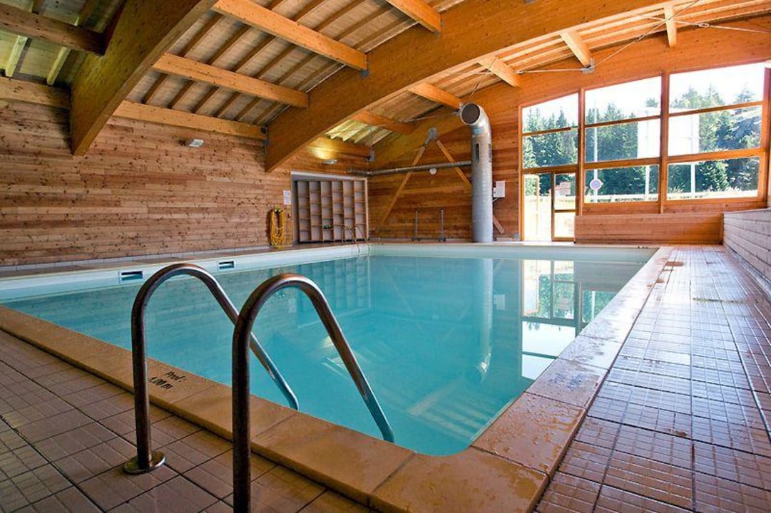 Piscine Hotel Residence L'ecrin Des Neiges