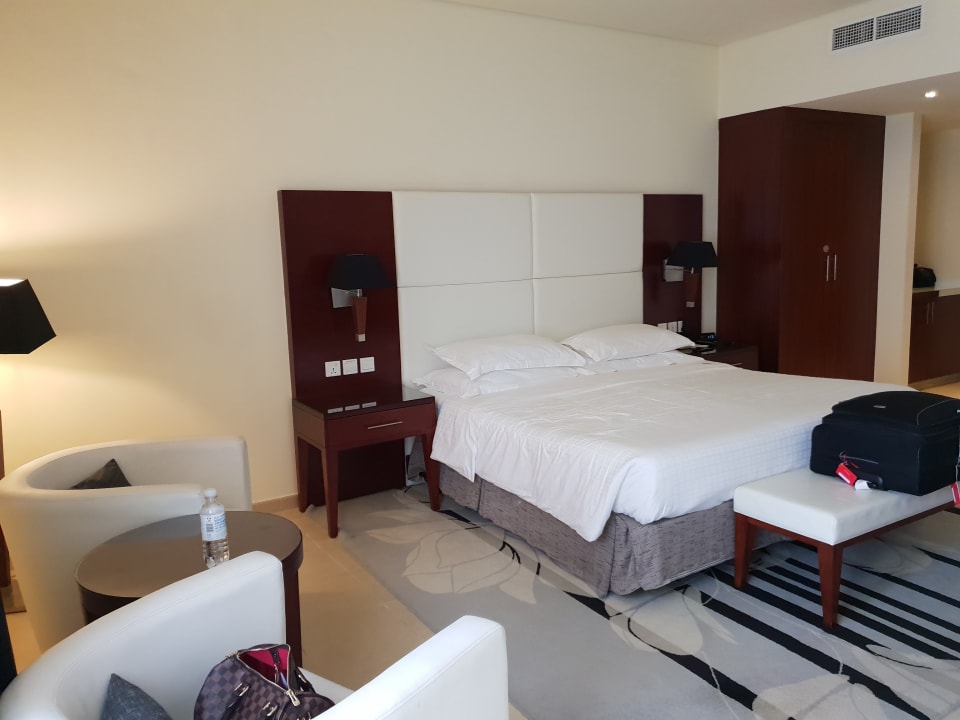 Zimmer Delta Hotels by Marriott Jumeirah Beach