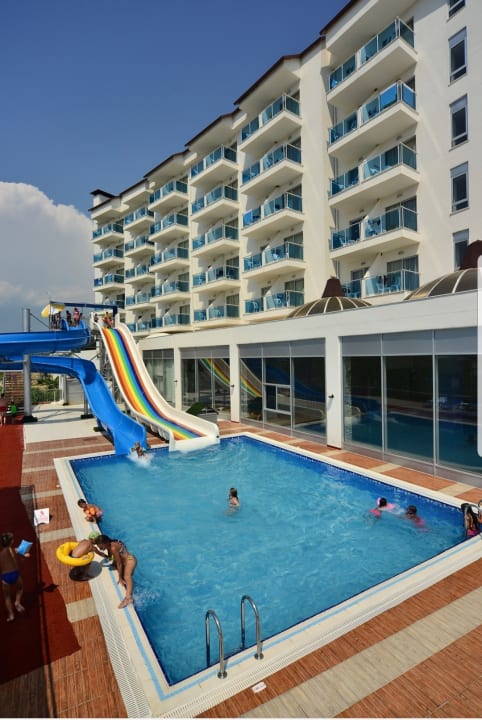 Pool Cenger Beach Resort & Spa