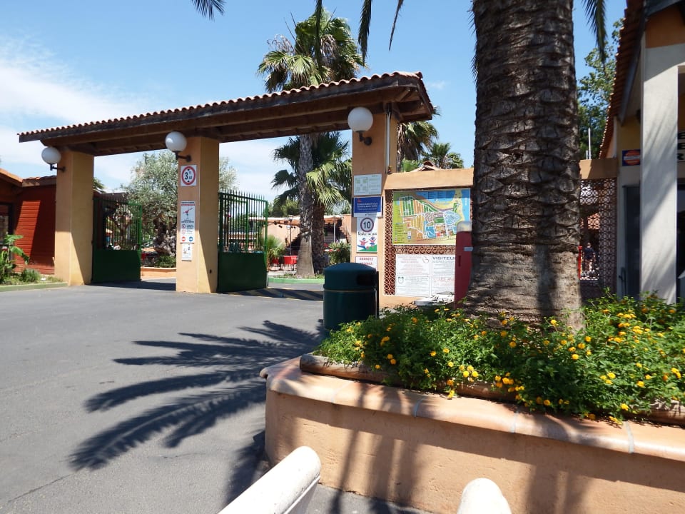 Eingang Camping Les Sablons Camping Les Sablons